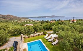 Sea View Villa Manolis With Private Pool Near The Beach